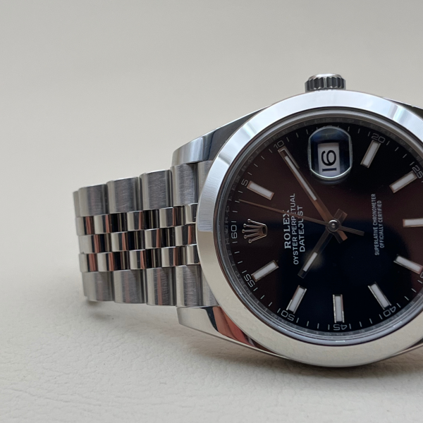 Rolex Datejust 41 Black Dial Jubilee - Ref.: 126300 - Box + Papers – Bild 4