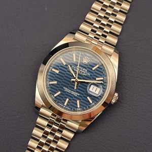 Rolex Datejust 41 Blue Motif Dial - Ref.: 126300 - Box + Papers
