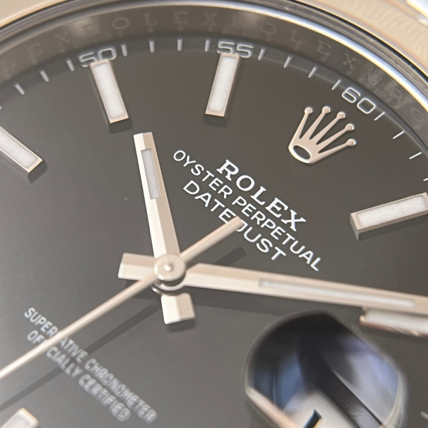 Rolex Datejust 41 Black Dial Jubilee - Ref.: 126300 - Box + Papers – Bild 2